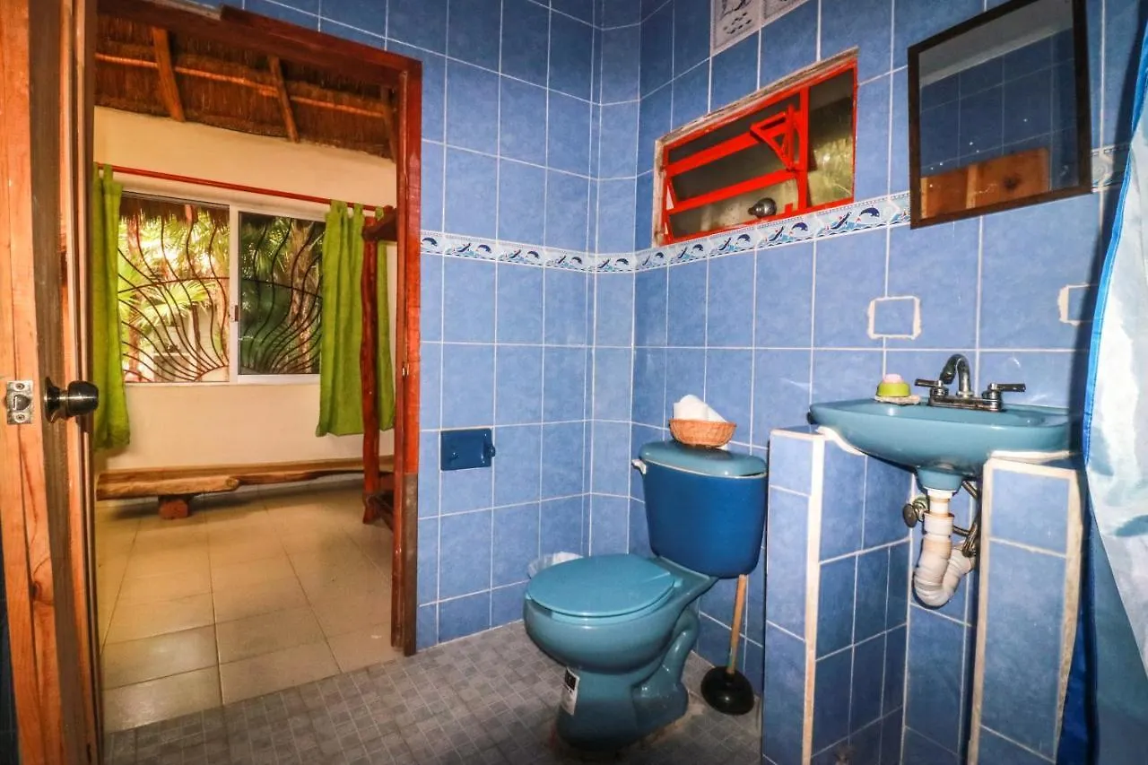 Camping Playa Lakin-Ha Beachfront Cabins Tulum